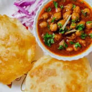Cholay Bhature
