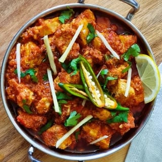Kadhai Chicken (Half Tray)