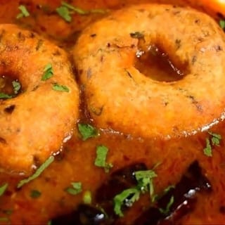 Sambar Vada (2)